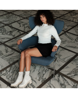 Chelsea Boots with Grained Leather Heels