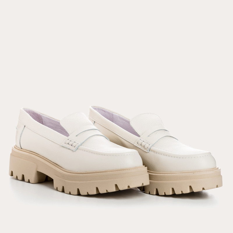 Chunky moccasins in grained leather