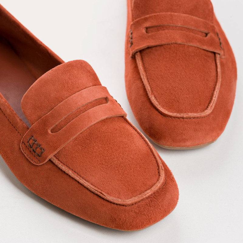 Mocassins Hema Femme en cuir velours : douceur et confort | Reqins