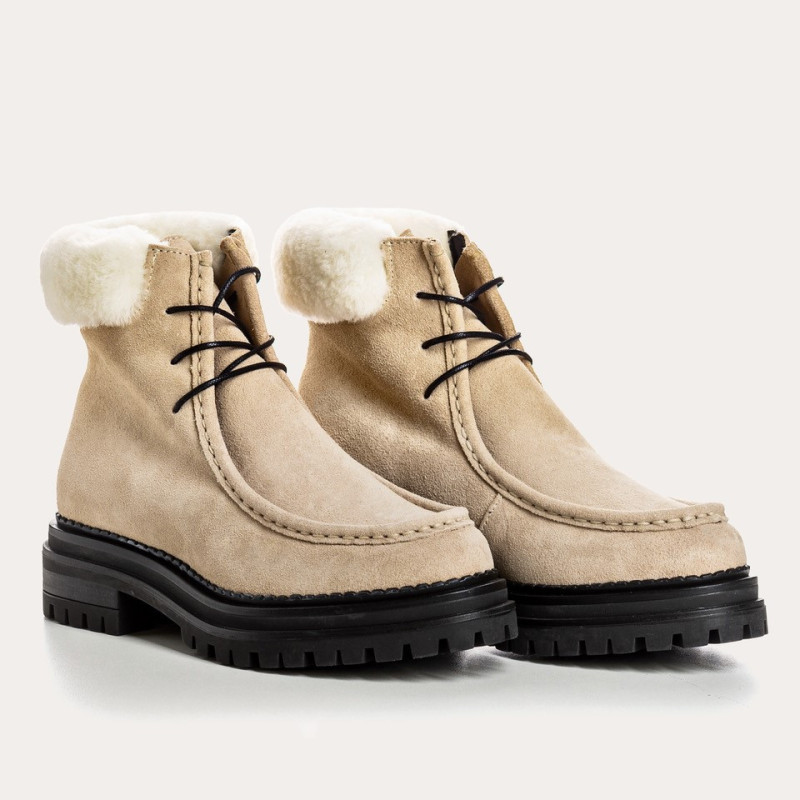 Beige rising derbies in velvet leather