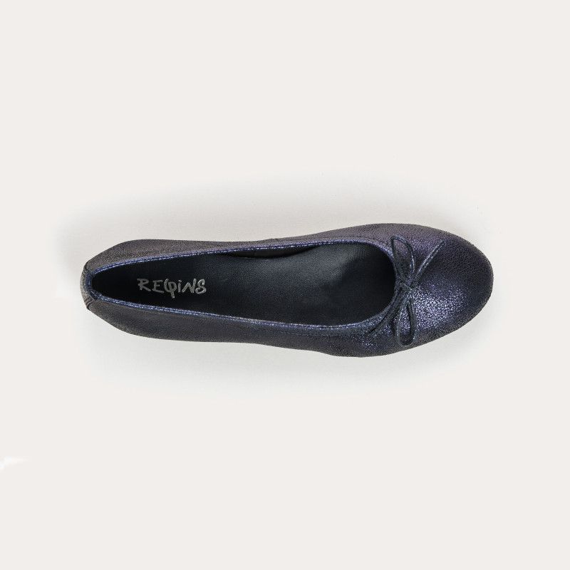 Flat ballerinas with metallic leather knot with rounded butt