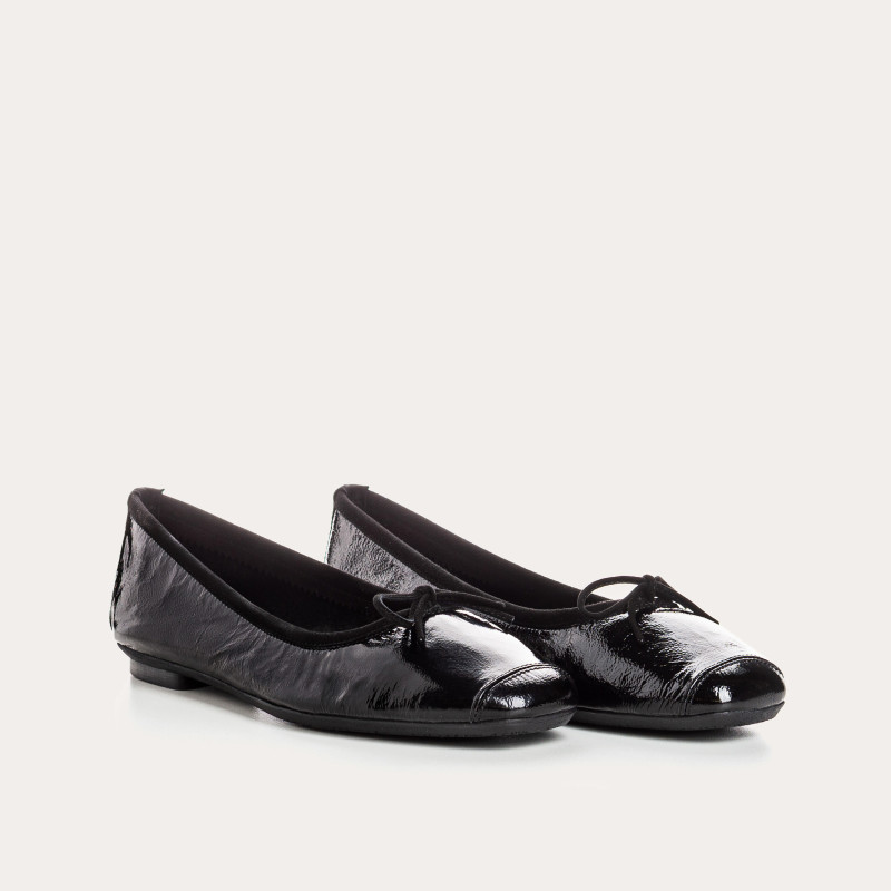 Ballerines plates à nœud en cuir naplak