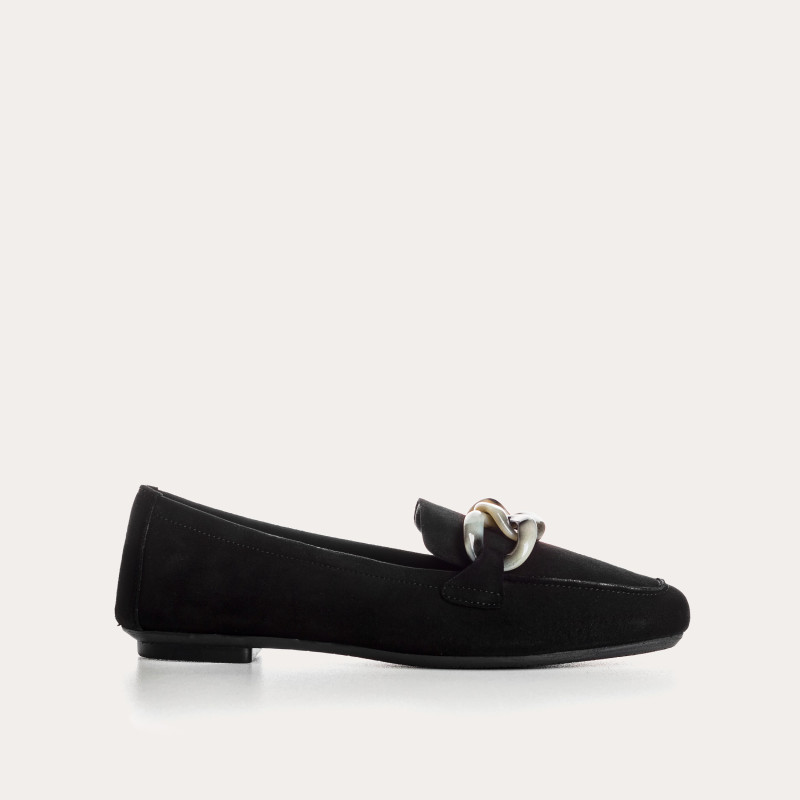 Velvet leather jewelry moccasins with gem chain