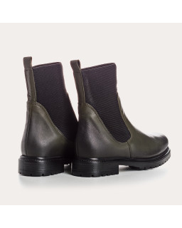 Boots Chelsea leather flat with elastic