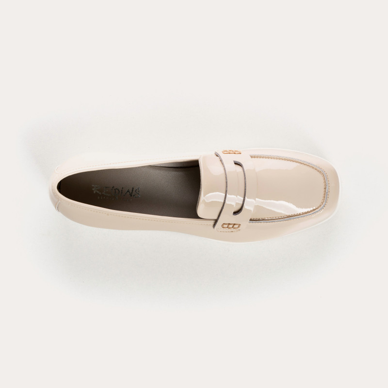 Mocassins compensés en cuir vernis