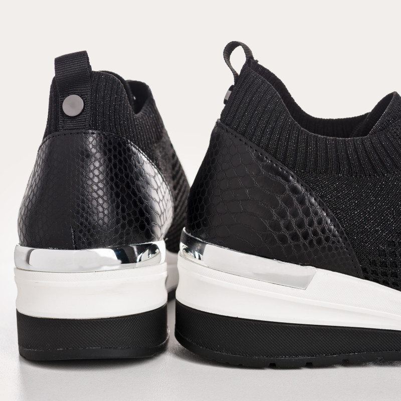 Women's crochet fabric lace top sneakers