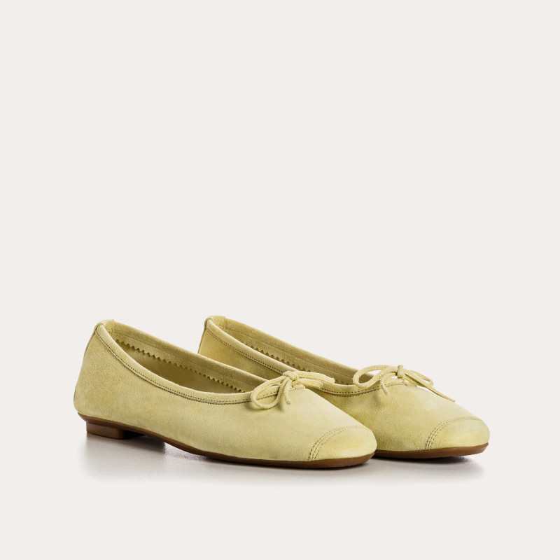 Flat ballerinas with velvet leather knot with tip reinforcement
