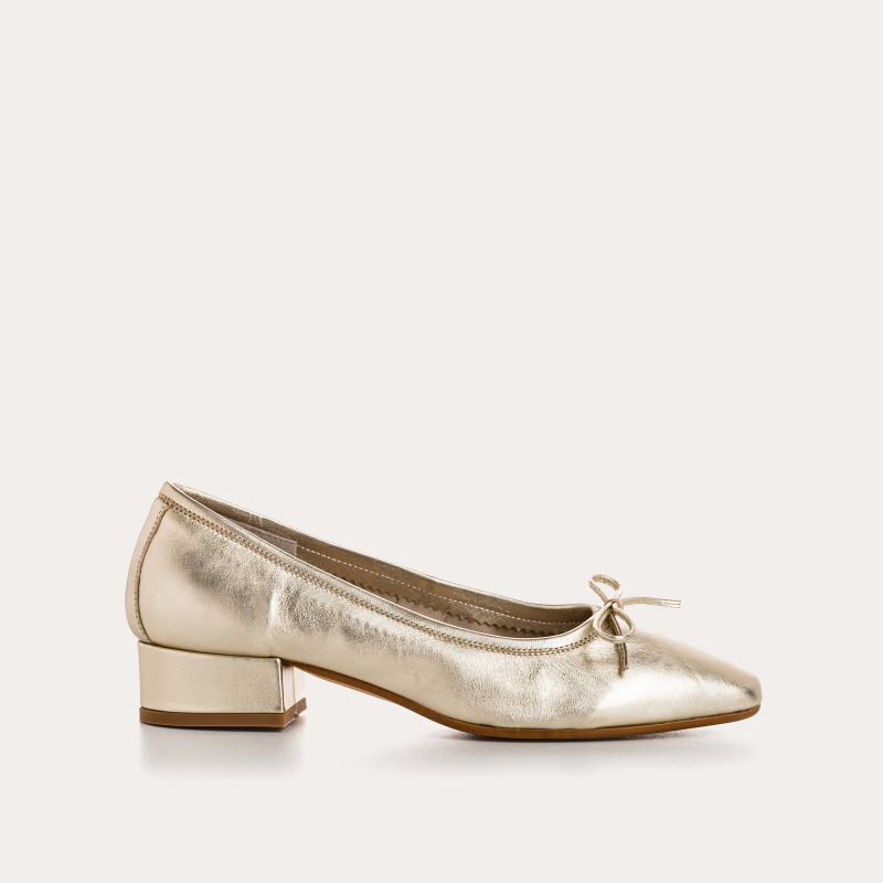 Ballerines à talons en cuir éclat