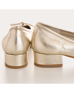 Ballerines à talons en cuir éclat