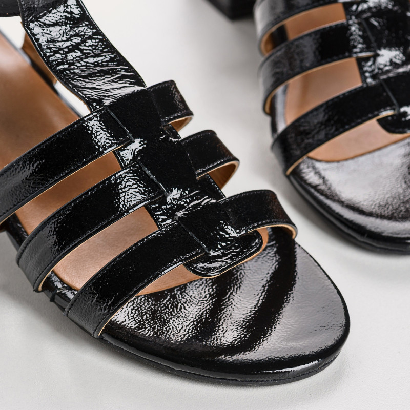 Presly Sandals - Women's Varnished Leather Shoes | Reqins