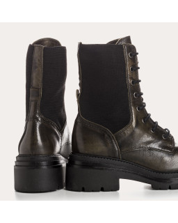 Vintage khaki leather boots boots