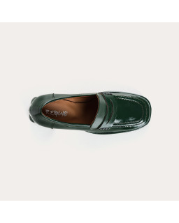 Sweet heeled leather moccasins grained