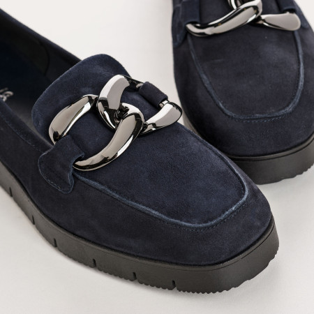 Velvet leather compensated loafers with silver accessories