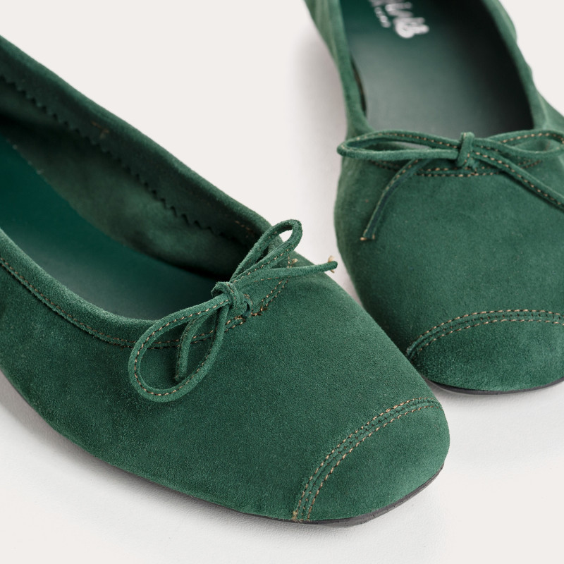 Flat ballerinas with velvet leather knot with tip reinforcement