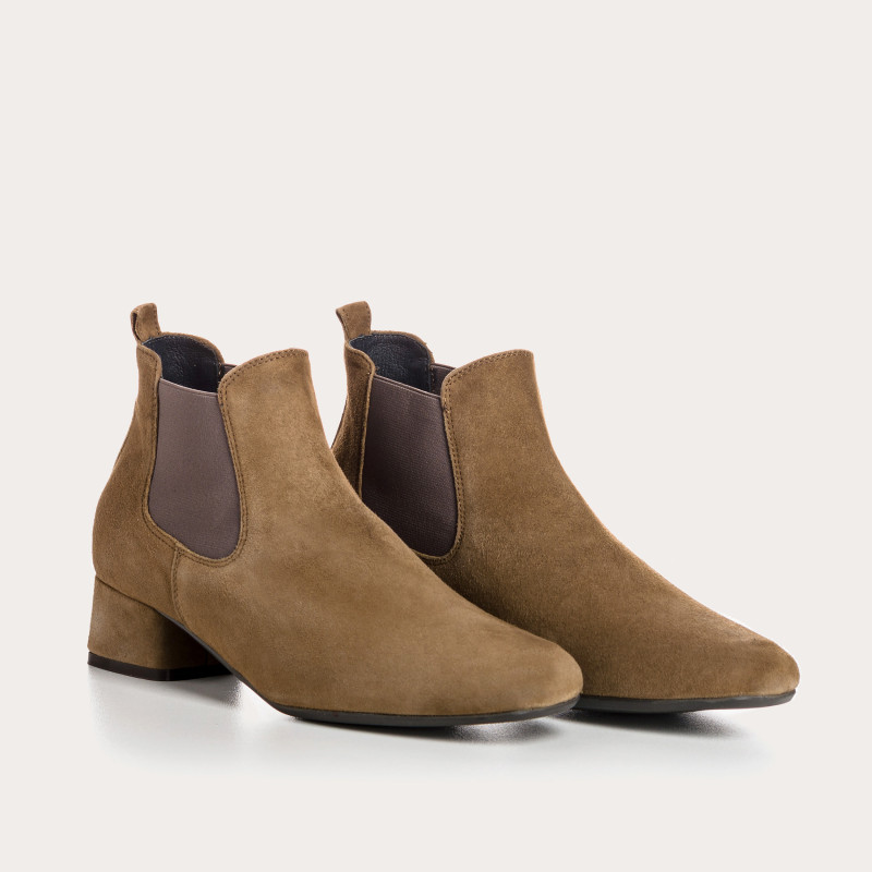 Bottines Chelsea en cuir velours avec élastiques