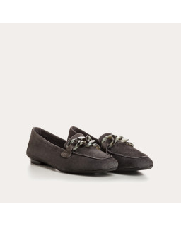 Velvet leather jewelry moccasins with gem chain
