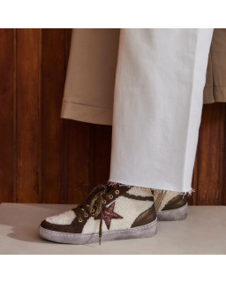 Wall-mounted high-laces and immobile mutton walls for women