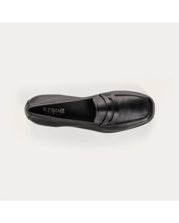 Black wedge moccasins in smooth leather