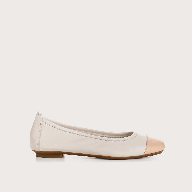 Elegant and comfortable two-color ballerinas