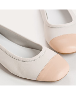 Elegant and comfortable two-color ballerinas