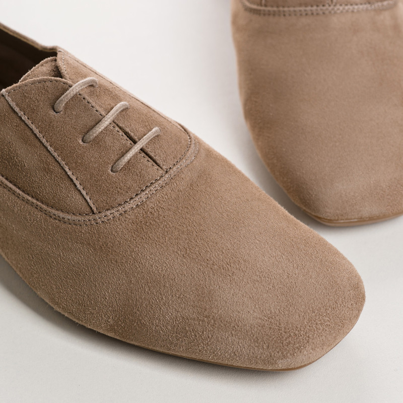 Derbies plates en cuir velours