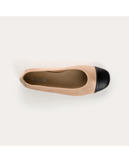 Elegant and comfortable two-color ballerinas