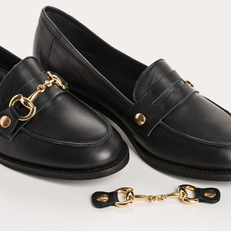 Leather black loafers with removable gilded finish accessories