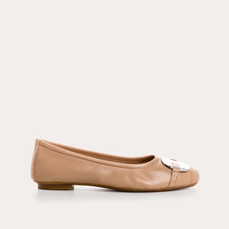 Leather ballerinas with silver metal jewel plate
