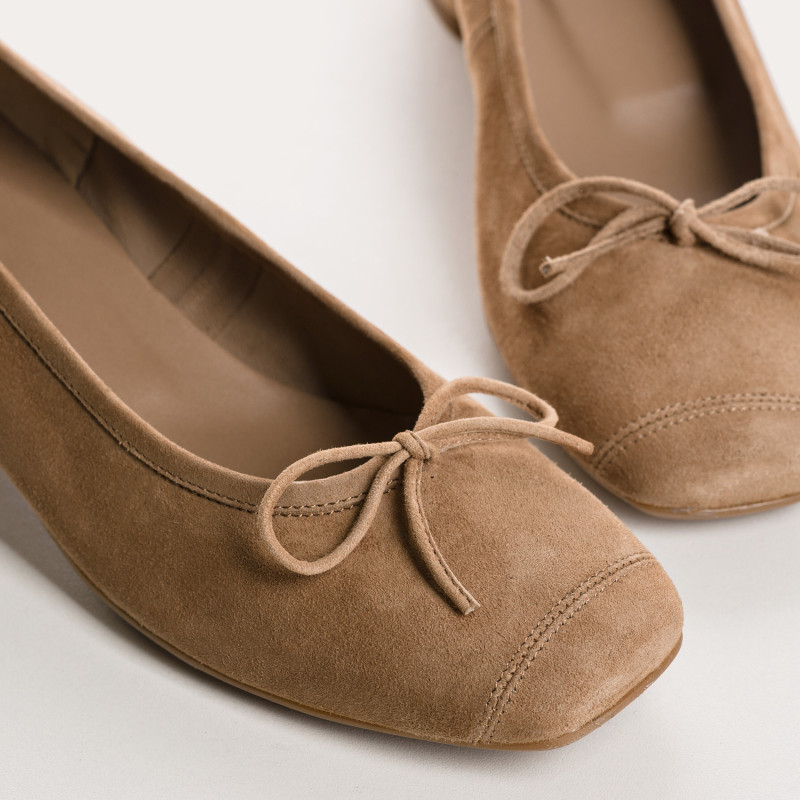 Ballerines à talons en cuir velours avec noeud