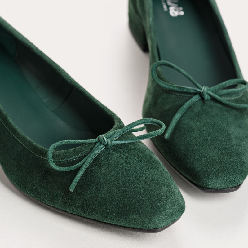 Ballerines à talons en cuir velours