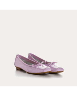 Ballerines en cuir vernis violet à noeud