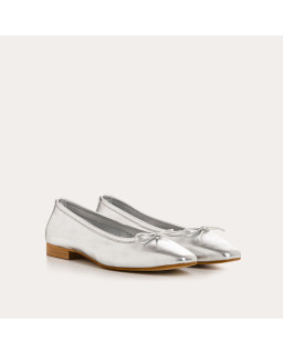 Ballerines en cuir métal argent ou doré avec bout pointu