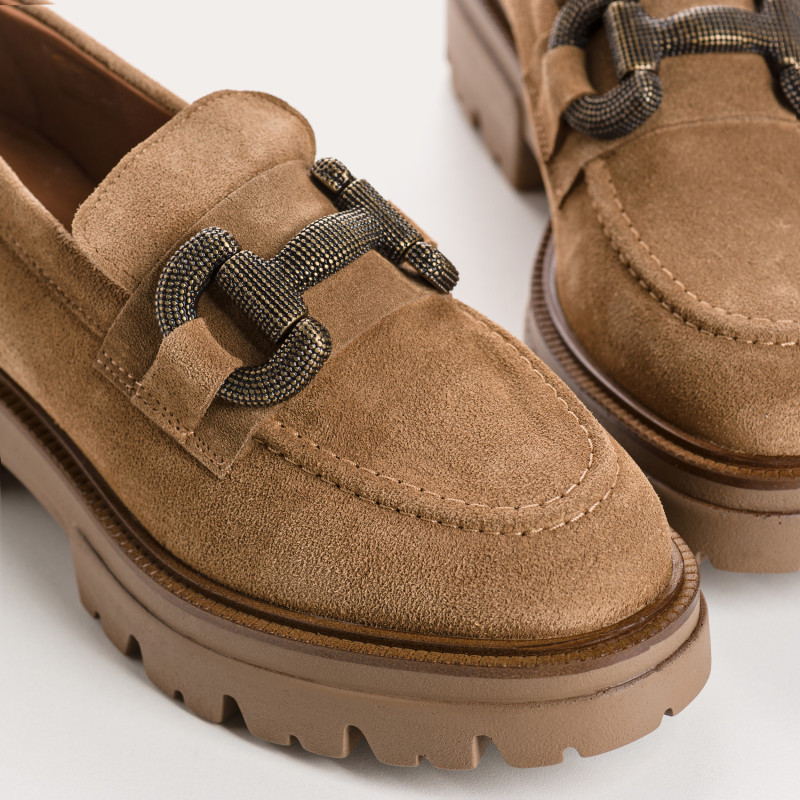 Chunky leather moccasins velvet with golden curls