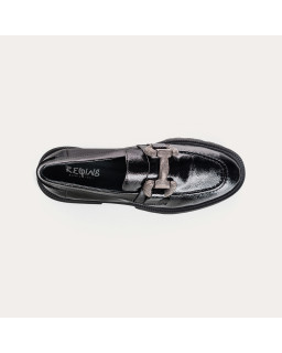 Chunky moccasins in black naplak with silver buckles