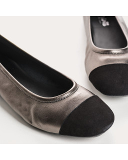 Flat ballerinas two-tone metallic leather