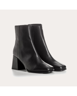 Bottines à talons carrés en cuir noir avec zip intérieur