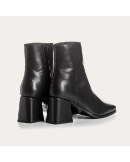 Black leather square heeled boots with interior zip