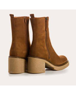 Velvet leather heel boots with zip