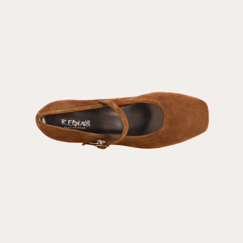 Babies with velvet leather heels