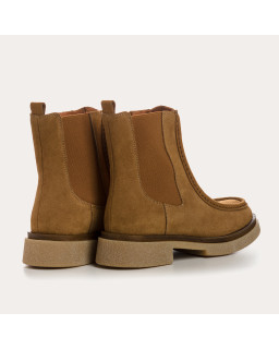 Boots Chelsea en cuir velours couleur havane avec élastiques