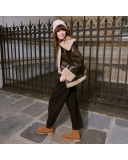 Boots Chelsea en cuir velours couleur havane avec élastiques