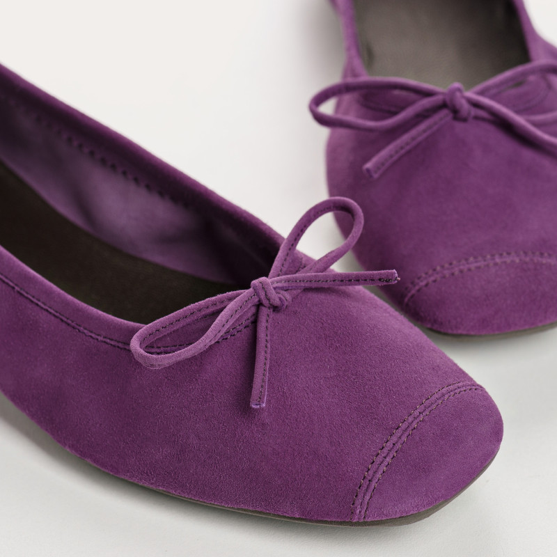 Ballerines plates à nœud en cuir velours avec renfort à la pointe