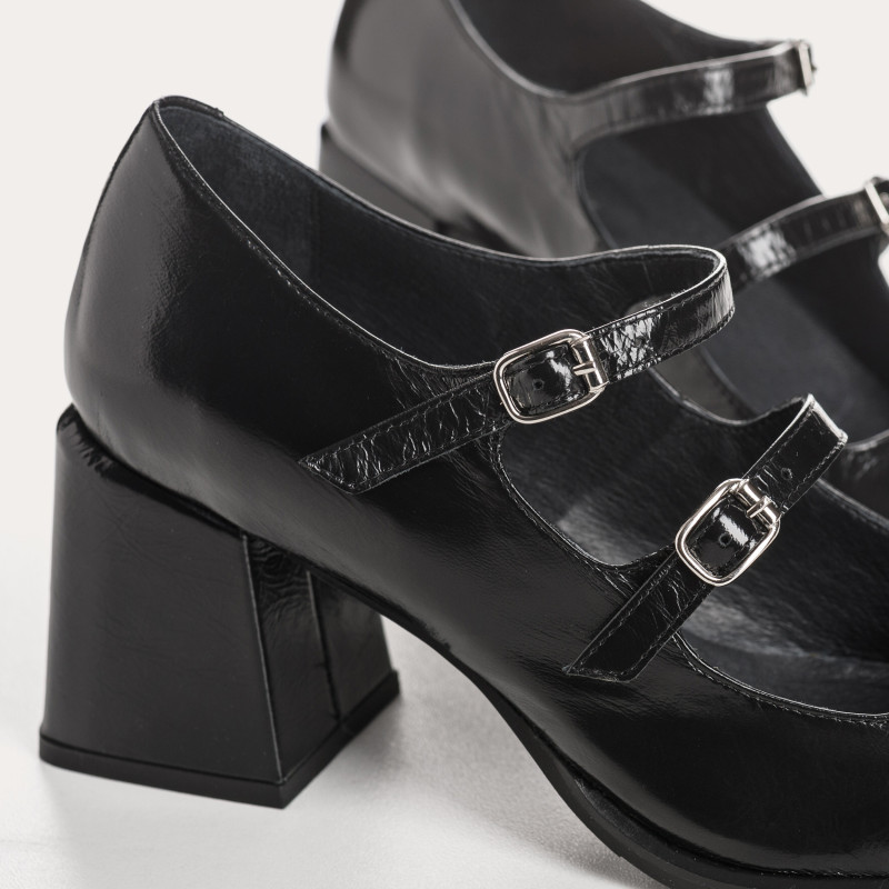 Babies à talons en cuir métallisé avec boucle argentée ou dorée