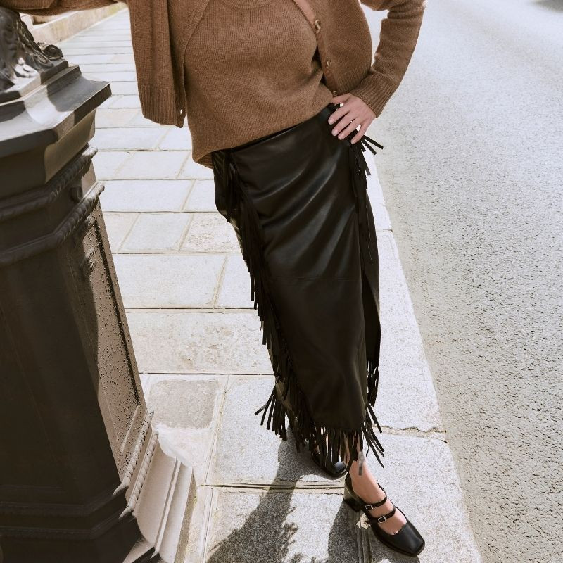 Babies with metallic leather heels with silver or golden buckle