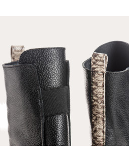 Boots Chelsea black flat grained leather with elastic