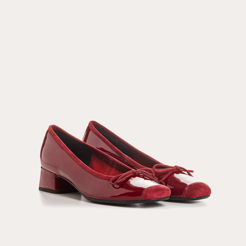 Ballerines à talons en cuir vernis et velours rouge
