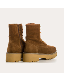 Velvet leather laces boots with interior zip and rubber sole