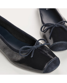 Ballerines plates à nœud en cuir naplak