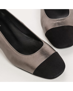 Ballerinas with two-tone metallic leather
