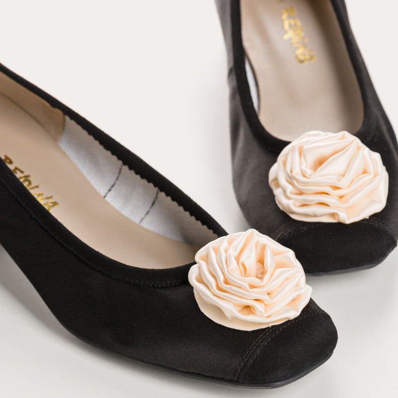 Ballerines à talons noires en soie